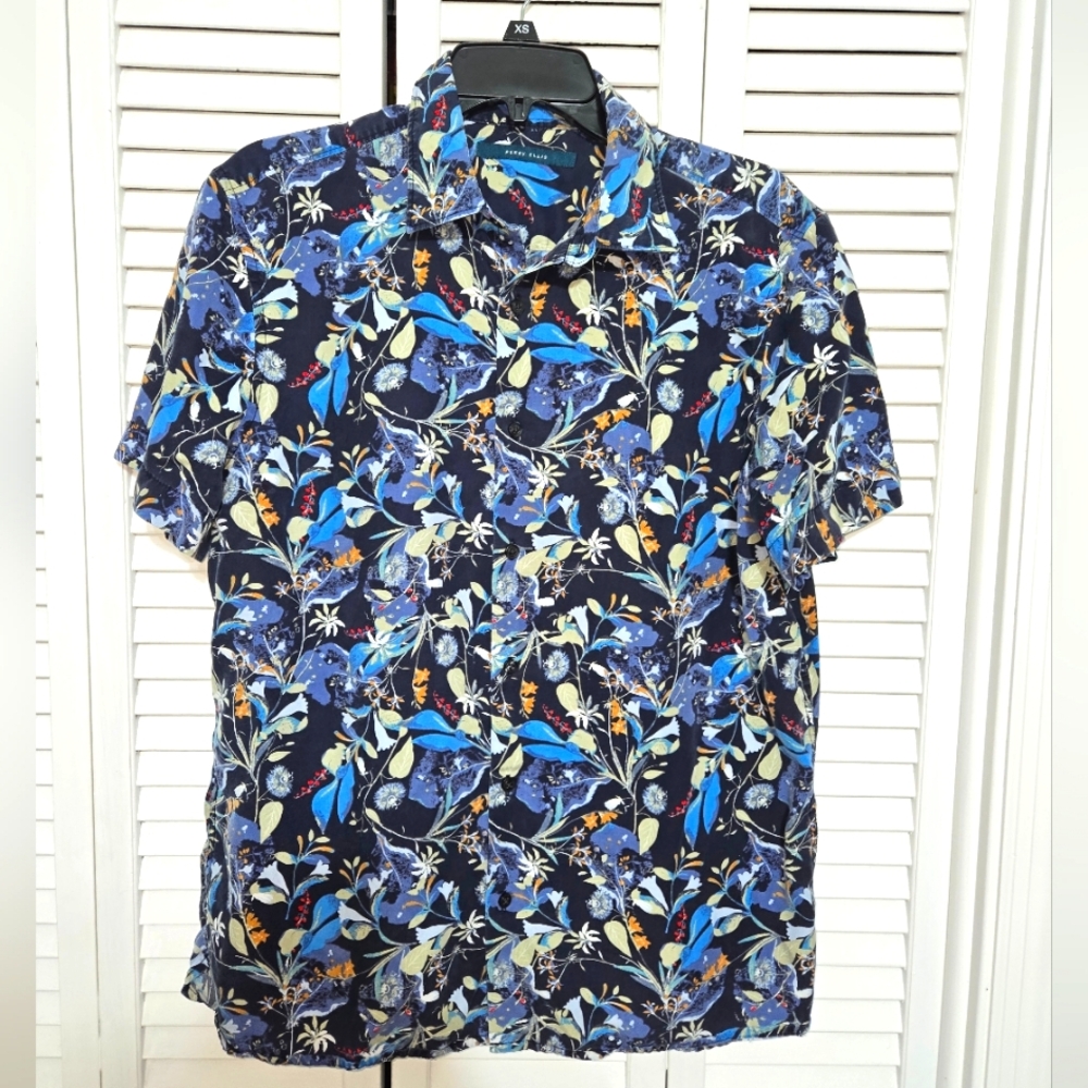 Perry Ellis Men's M Button-down Tropical Print Shirt